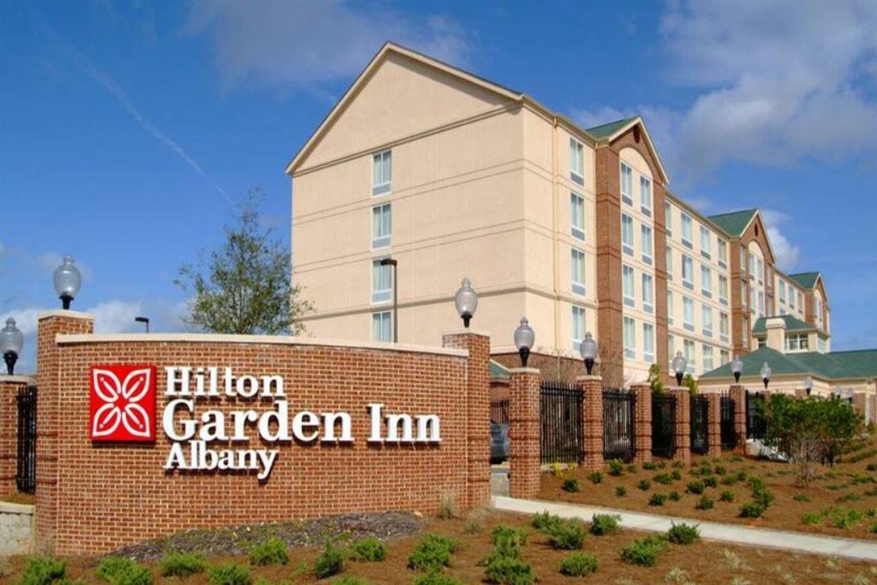 Hilton Garden Inn Albany Exterior foto
