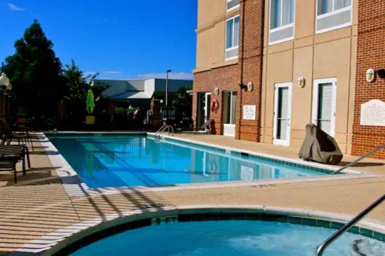 Hilton Garden Inn Albany Exterior foto
