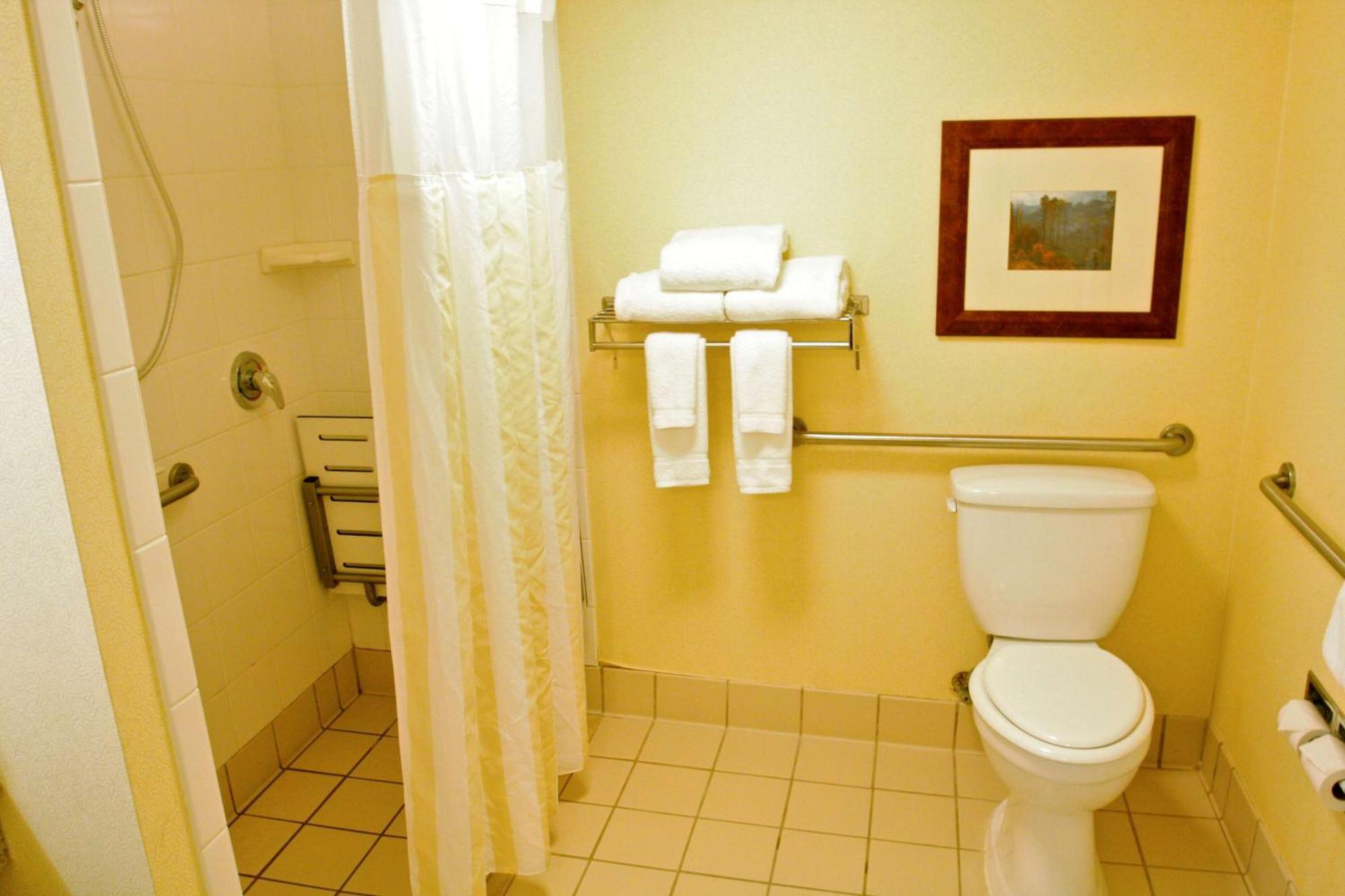 Hilton Garden Inn Albany Exterior foto